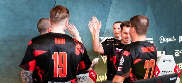 FaZe выбила Complexity из PGL CS2 Major Copenhagen 2024